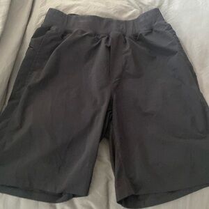 Fabletics 9 inch shorts black